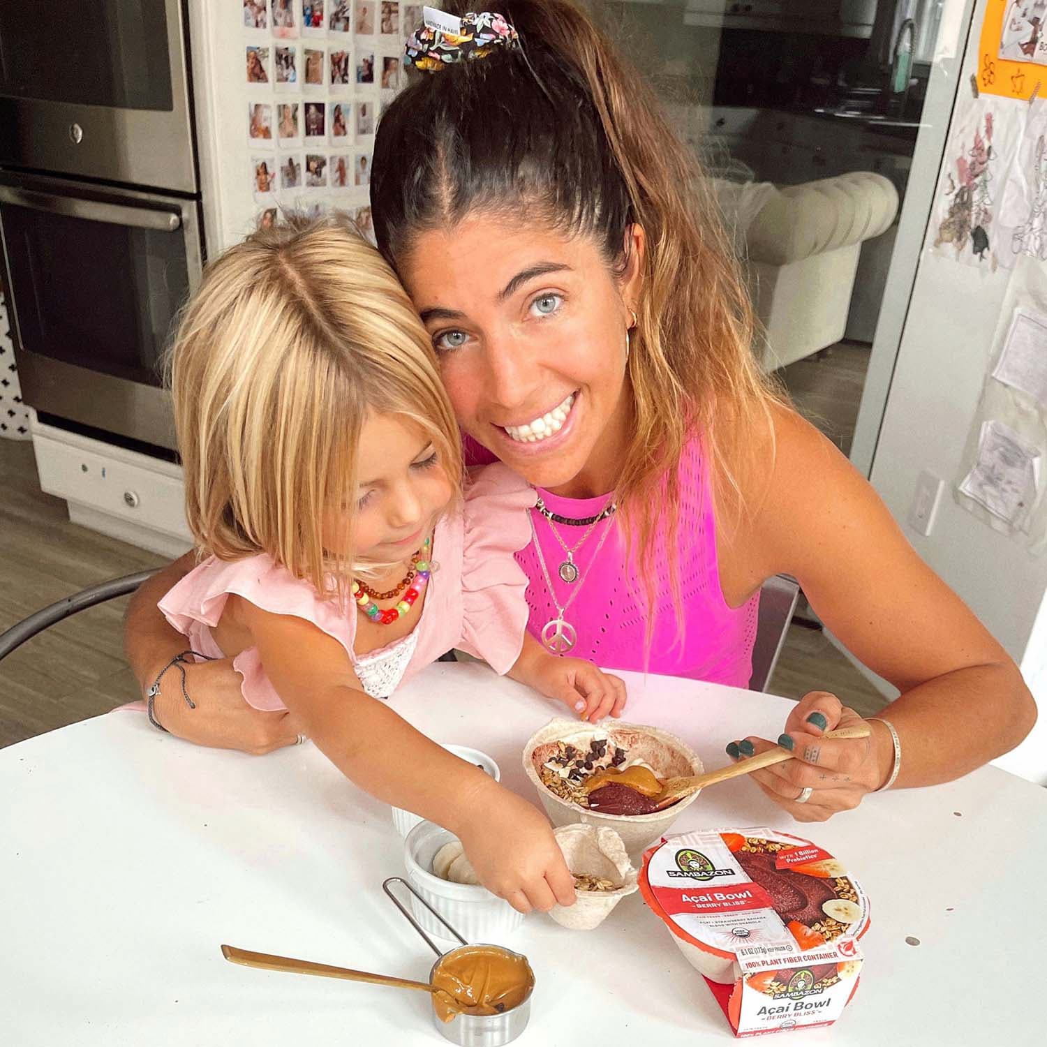 Berry Bliss™ Frozen Açaí Bowl - Image 3